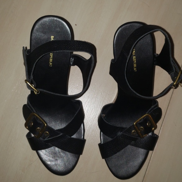 Banana Republic Shoes - Banana Republic Black Sandle Wedges